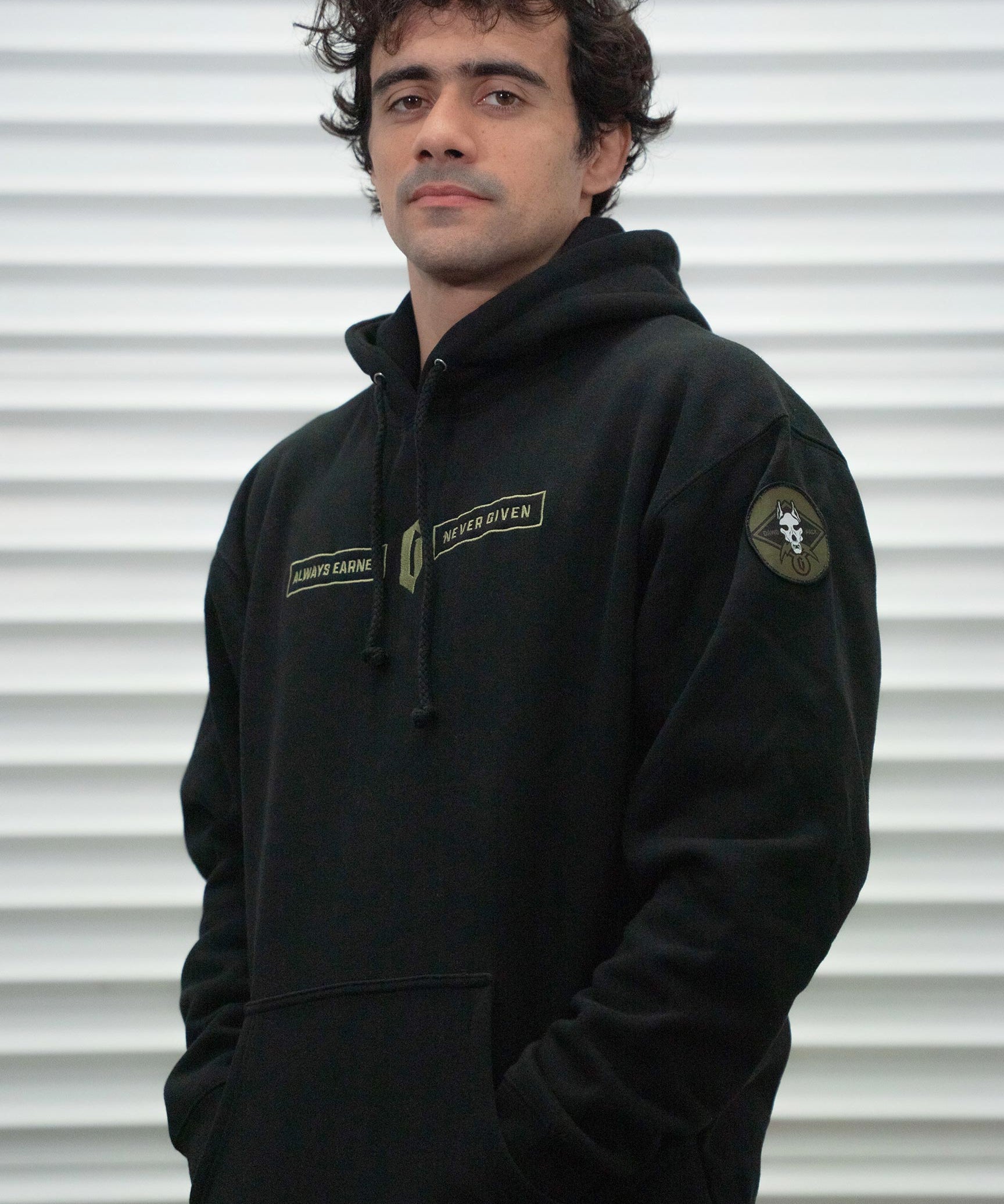 Gameness Men's Combate Hoodie