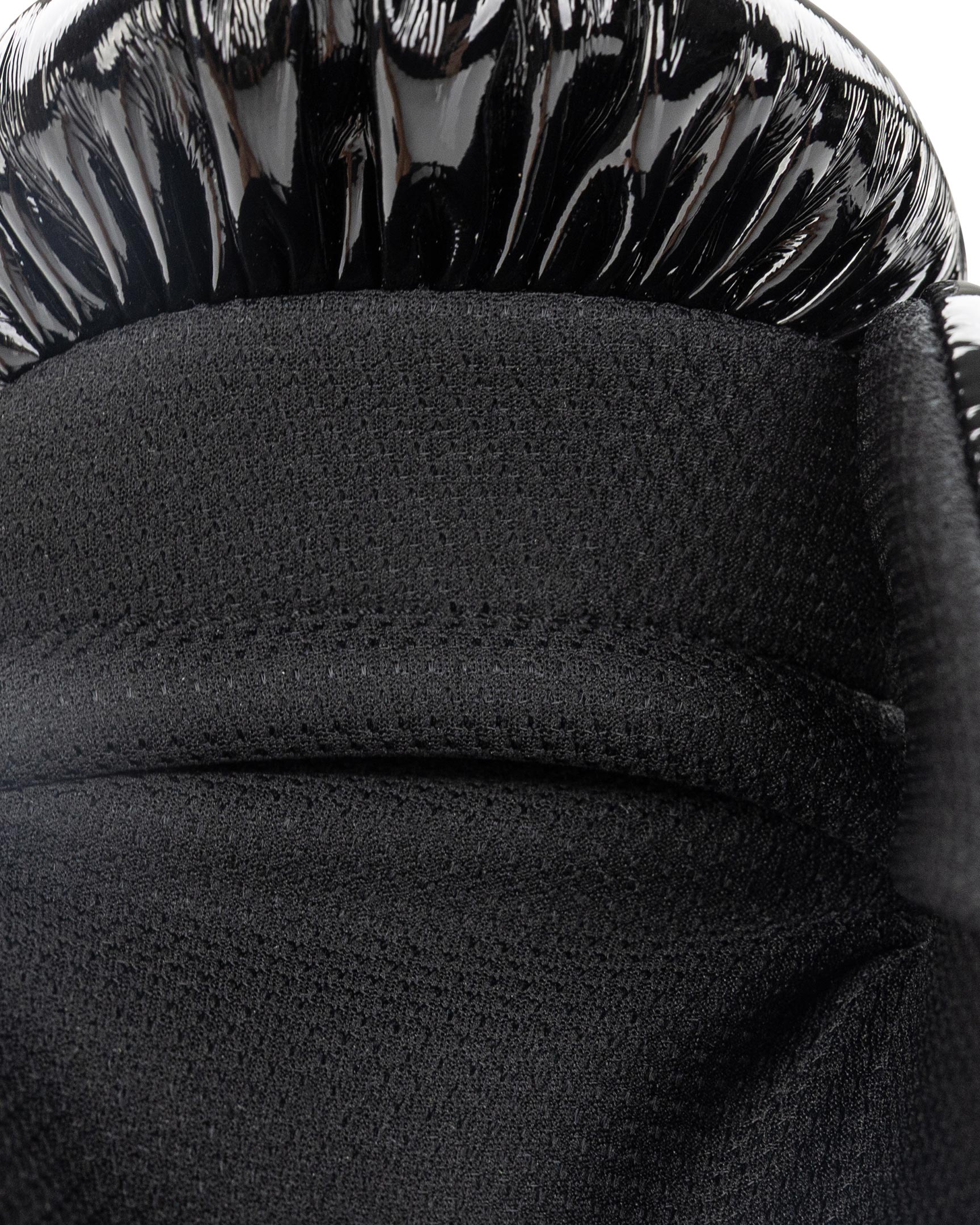 WAKO Valor 8 oz. Punch